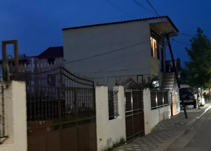 With Garden View Pensjonat Kamez